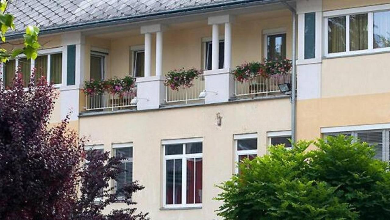Appartement Buergerbraeu Hermagor Hermagor-Pressegger See Exterior foto